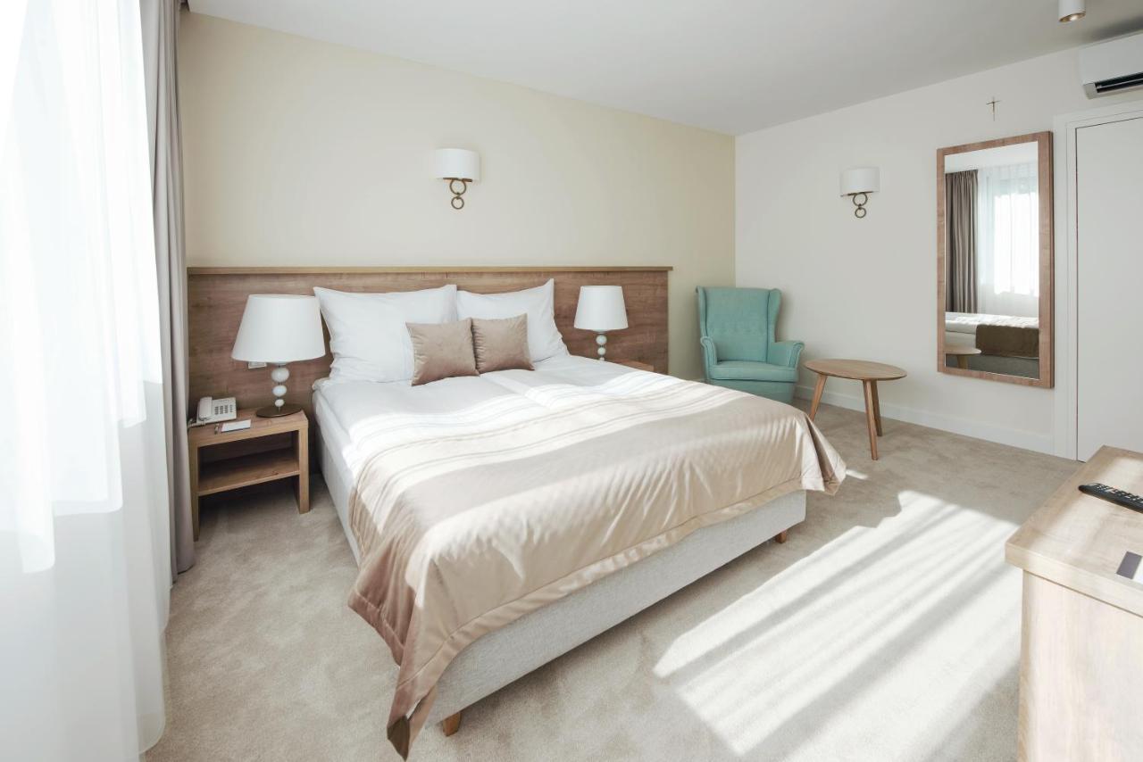 W Sercu Krakowa Aparthotel Bagian luar foto