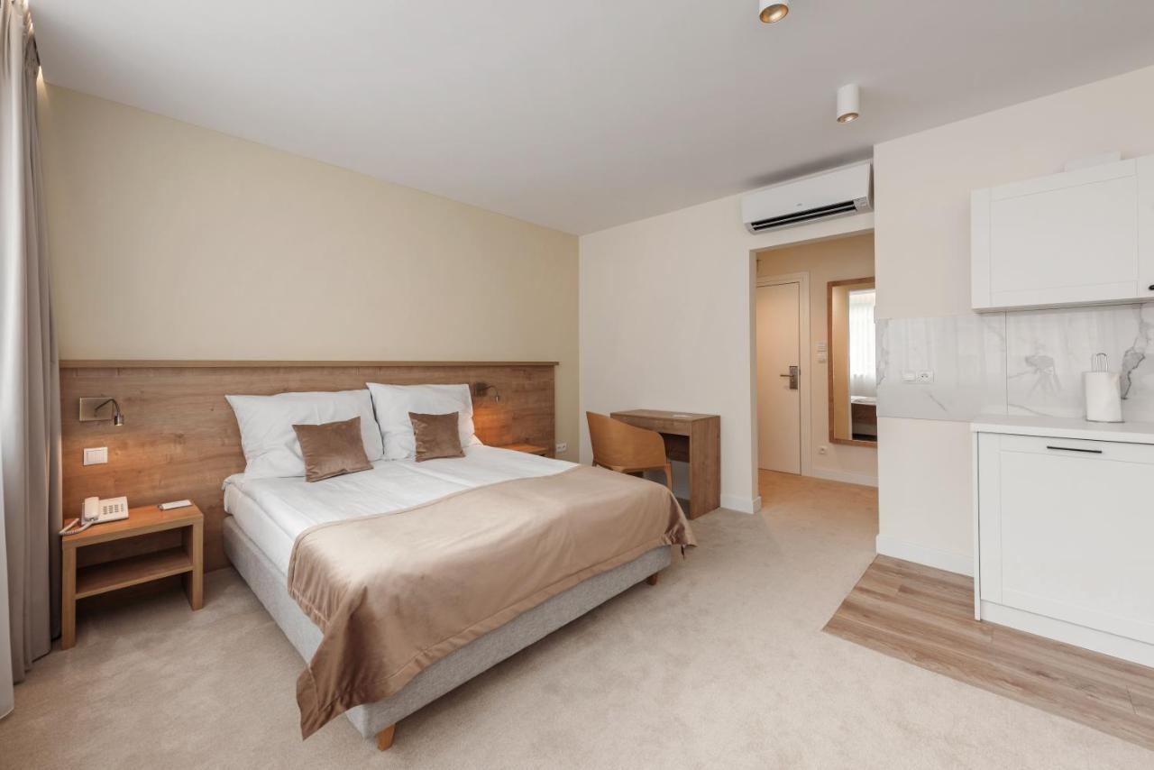 W Sercu Krakowa Aparthotel Bagian luar foto