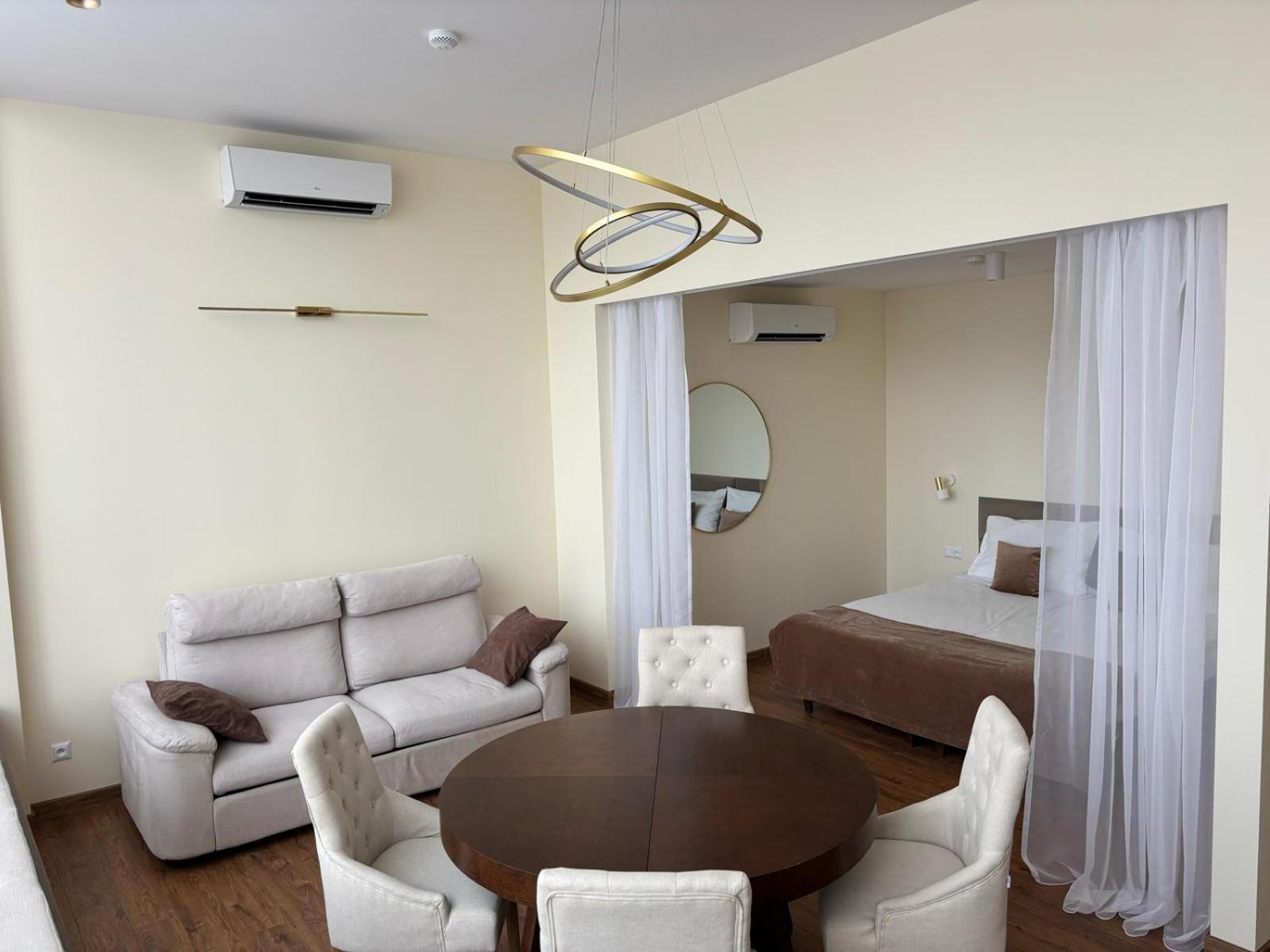 W Sercu Krakowa Aparthotel Bagian luar foto